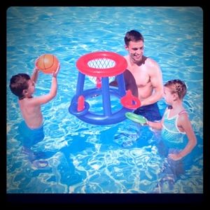 Nwt 5pc inflatable Basketball Game